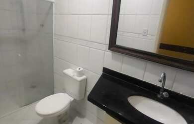 Imagem 15: Casa com 2 quartos, vaga de garagem, em Granja dos Cavaleiros - Macaé - RJ