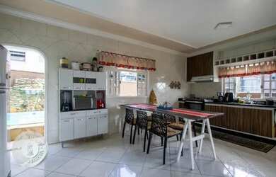 Imagem 10: Belíssima casa com 3 dormitórios no bairro Itoupava Central