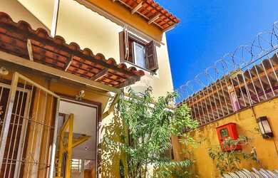 Imagem: A casa em condomínio possui 2 Dormitórios, 1 Banheiro, 1 Vaga