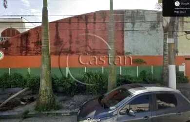 Imagem: O depósito possui 5 Vagas na garagem, 1.100m² de Área e