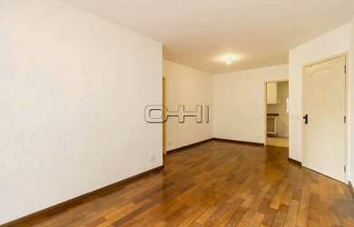 Imagem: O apartamento possui 4 Dormitórios, 2 Banheiros, 2 Vagas na