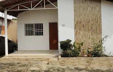 Imagem: A casa possui 2 Dormitórios, 2 Banheiros, 1 Vaga na garagem