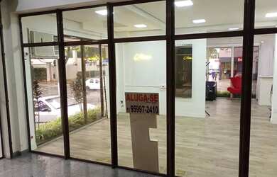 Imagem: O depósito possui 1 Vaga na garagem e 45m² de Área e está