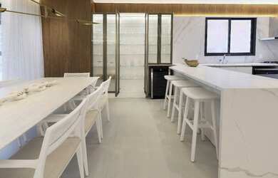 Imagem: O apartamento possui 3 Dormitórios, 4 Banheiros, 3 Vagas na