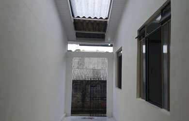 Imagem: A casa possui 1 Dormitório, 1 Banheiro e 35m² de Área e está