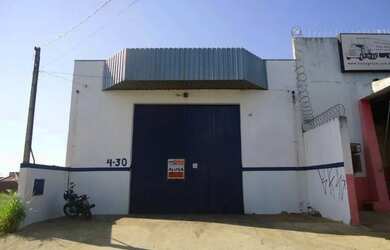 Imagem: O depósito possui 300m² de Área e está localizado em Jardim