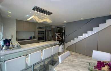 Imagem: O apartamento possui 2 Dormitórios, 2 Banheiros, 3 Vagas na