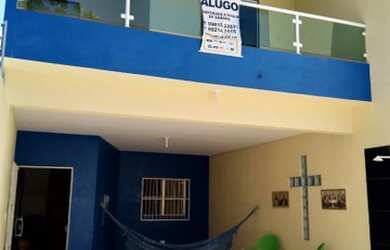 Imagem: A casa possui 4 Dormitórios, 4 Banheiros, 2 Vagas na garagem