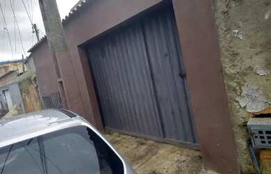 Imagem: A casa possui 3 Dormitórios, 1 Banheiro, 140m² de Área, Imóvel