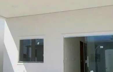 Imagem: A casa em condomínio possui 2 Dormitórios, 2 Banheiros, 2