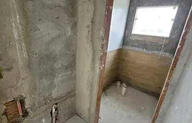 Imagem 9: CASA DE PRIMEIRA LOCAÇÃO FALTANDO ACABAMENTO A VENDA EM ARARUAMA-RJ