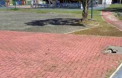 Imagem: A casa possui 2 Dormitórios, 1 Banheiro e está localizado