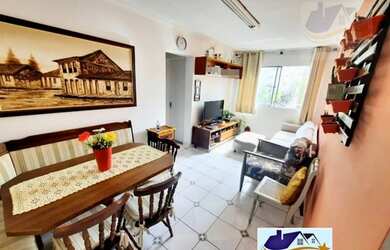 Imagem: O apartamento possui 2 Dormitórios, 1 Banheiro, 1 Vaga na garagem