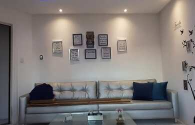 Imagem: A casa possui 3 Dormitórios, 4 Banheiros, 1 Vaga na garagem