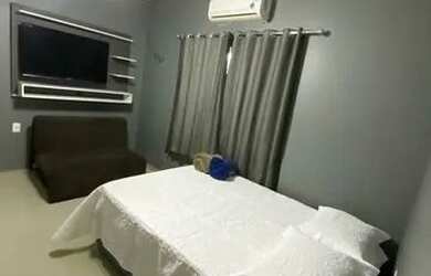 Imagem: O apartamento possui 1 Dormitório, 1 Banheiro e 1 Vaga na garagem