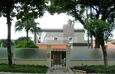 Imagem: A casa em condomínio possui 3 Dormitórios, 5 Banheiros, 5