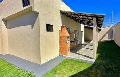 Imagem: A casa possui 2 Dormitórios, 2 Banheiros, 1 Vaga na garagem