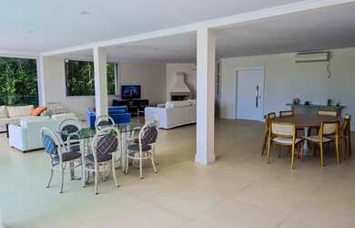 Imagem 10: Casa moderna À VENDA no condomínio São Pedro em Guarujá