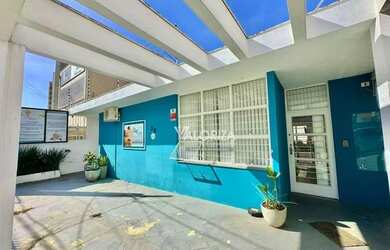 Imagem: A casa possui 5 Dormitórios, 4 Banheiros, 2 Vagas na garagem