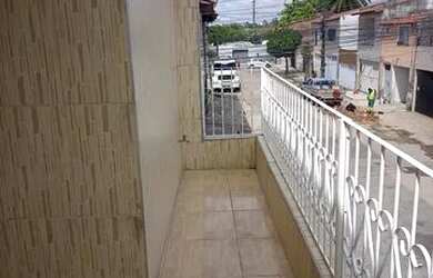 Imagem: A casa possui 2 Dormitórios, 2 Banheiros, 1 Vaga na garagem