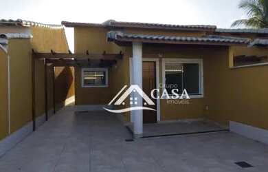 Imagem: A casa possui 3 Dormitórios, 3 Banheiros, 2 Vagas na garagem