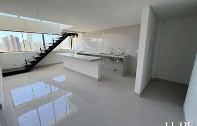 Imagem: A casa possui 3 Dormitórios, 4 Banheiros, 3 Vagas na garagem