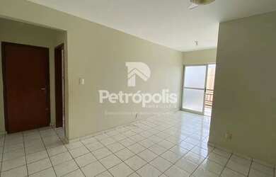 Imagem: O apartamento possui 3 Dormitórios, 2 Banheiros, 1 Vaga na