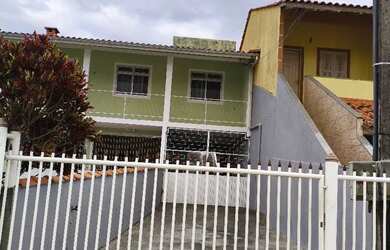 Imagem: O apartamento possui 3 Dormitórios, 1 Banheiro, 3 Vagas na