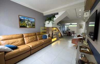 Imagem 2: Casa em condomínio à venda no Condomínio Villa Araucária em Valinhos/SP