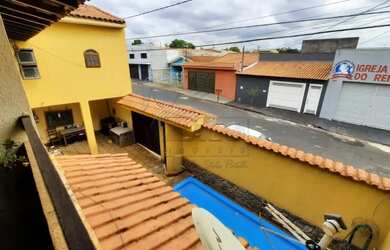 Imagem: O depósito possui 1 Vaga na garagem, 270m² de Área e está