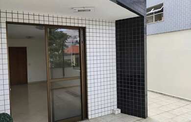 Imagem: O apartamento possui 2 Dormitórios, 2 Banheiros, 2 Vagas na