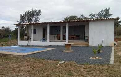 Imagem: VENDO CHÁCARA COM PISCINA - 2.000 m² Localização Saída
