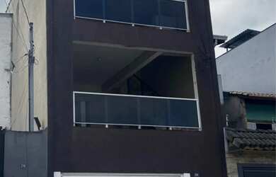 Imagem: A casa possui 2 Dormitórios, 1 Banheiro, 98m² de Área e está