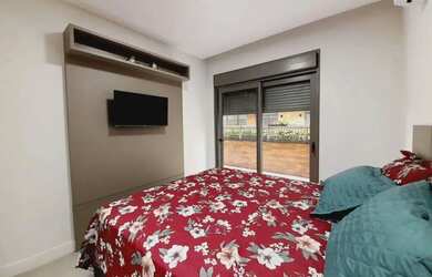 Imagem: O apartamento possui 1 Dormitório, 1 Banheiro, 1 Vaga na garagem