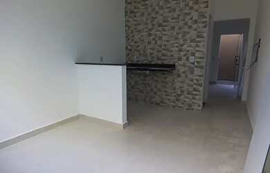 Imagem: A casa possui 1 Dormitório, 1 Banheiro, 29m² de Área e está