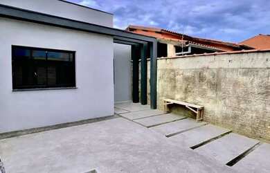 Imagem 12: Casa à Venda no Balneário dos Golfinhos em Caraguatatuba