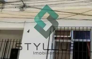 Imagem: A casa possui 2 Dormitórios, 2 Banheiros, 1 Vaga na garagem