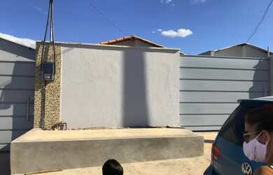 Imagem: A casa possui 2 Dormitórios, 1 Banheiro e está localizado