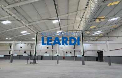 Imagem: O depósito possui 3.646m² de Área e está localizado em