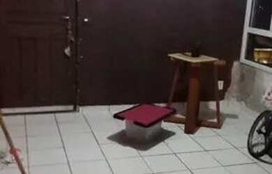 Imagem 4: Aluga-se apartamento 4 andar por favor ler o anúncio antes de ligar