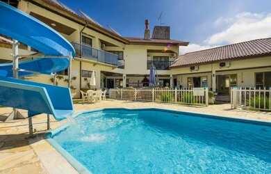 Imagem: O apartamento possui 3 Dormitórios, 2 Banheiros, 3 Vagas na