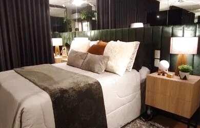 Imagem: O apartamento possui 2 Dormitórios, 1 Banheiro, 1 Vaga na garagem