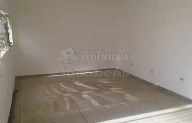 Imagem: O depósito possui 255m² de Área e está localizado em Vila