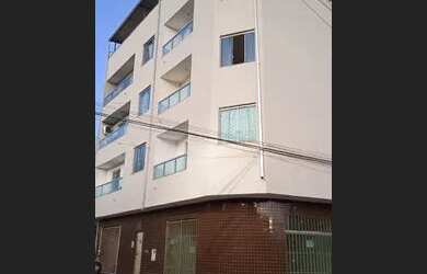 Imagem: O apartamento possui 3 Dormitórios, 1 Banheiro, 1 Vaga na garagem