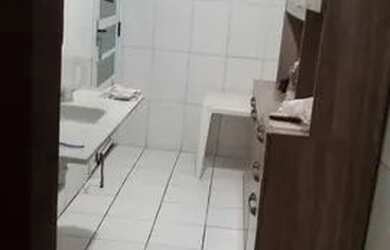 Imagem 6: Aluga-se apartamento 4 andar por favor ler o anúncio antes de ligar