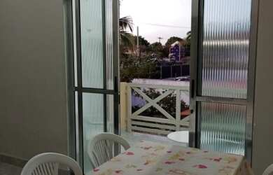 Imagem: O apartamento possui 3 Dormitórios, 1 Banheiro, 1 Vaga na garagem