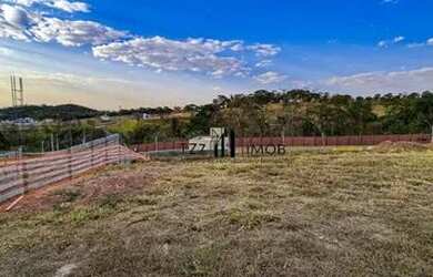 Imagem: O terreno possui 452m² de Área e Imóvel novo e está localizado