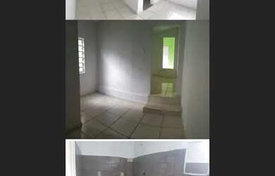 Imagem: A casa possui 2 Dormitórios, 2 Banheiros, 3 Vagas na garagem