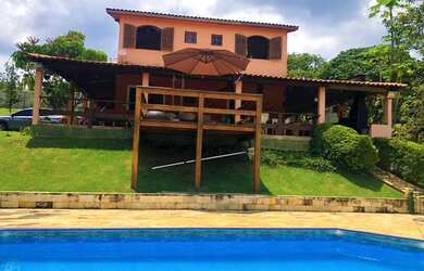 Imagem: A fazenda possui 2.200m² de Área e está localizado em Mairinque