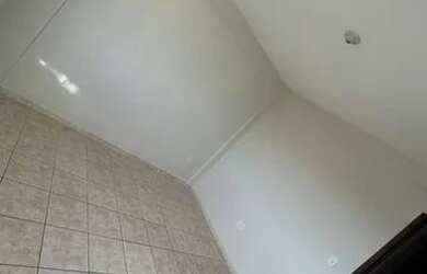 Imagem: O apartamento possui 2 Dormitórios, 1 Banheiro e está localizado